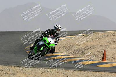 media/Mar-28-2022-Superbike Trackdays (Mon) [[b8603d0f67]]/Open Track Time/Turn 12/